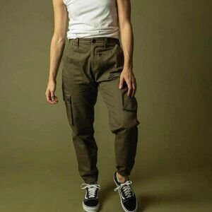 Wondery Isabel Pants, size medium